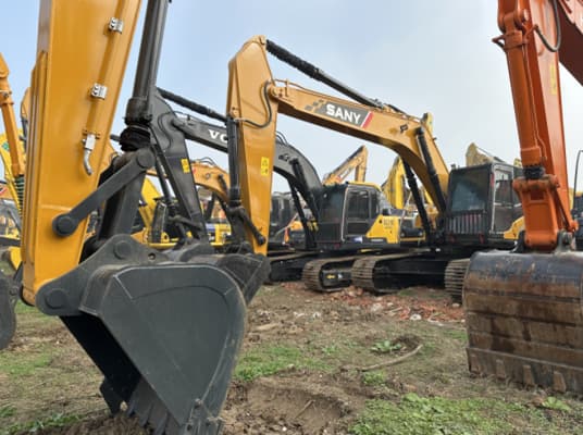 The overall foreign trade market for excavators shows a steady growth trend