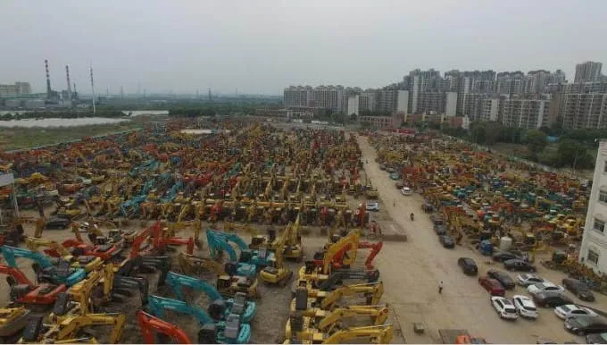 Second-hand excavator
