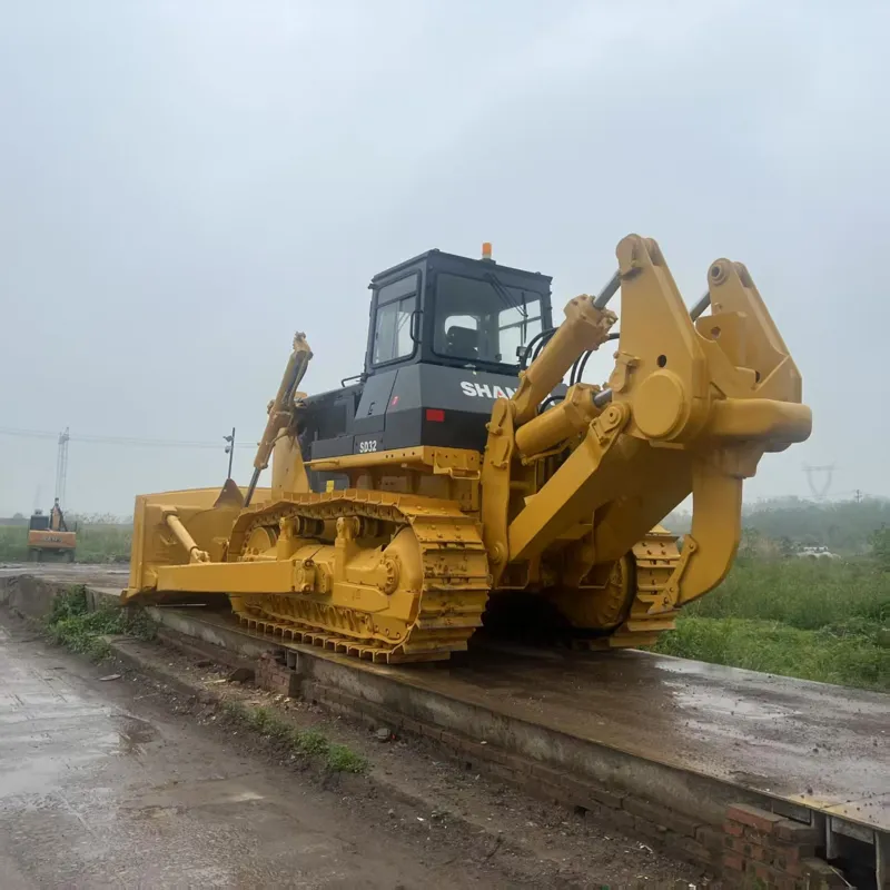 Used Shantui SD32 Bulldozer