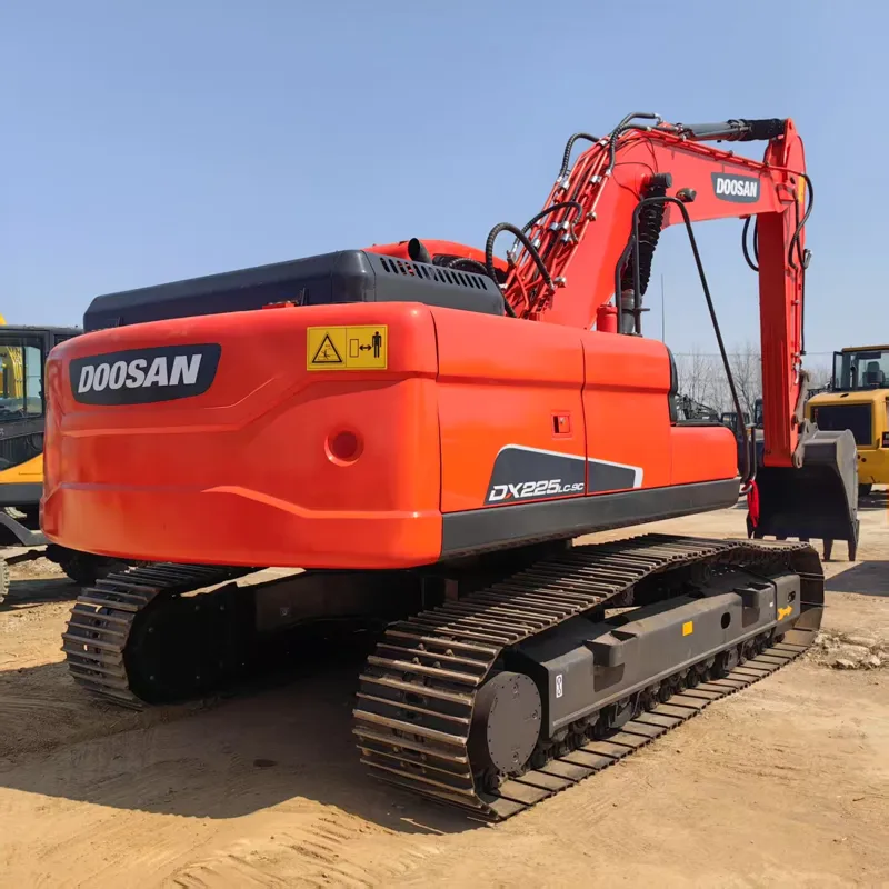Used Doosan 225-9 Excavator