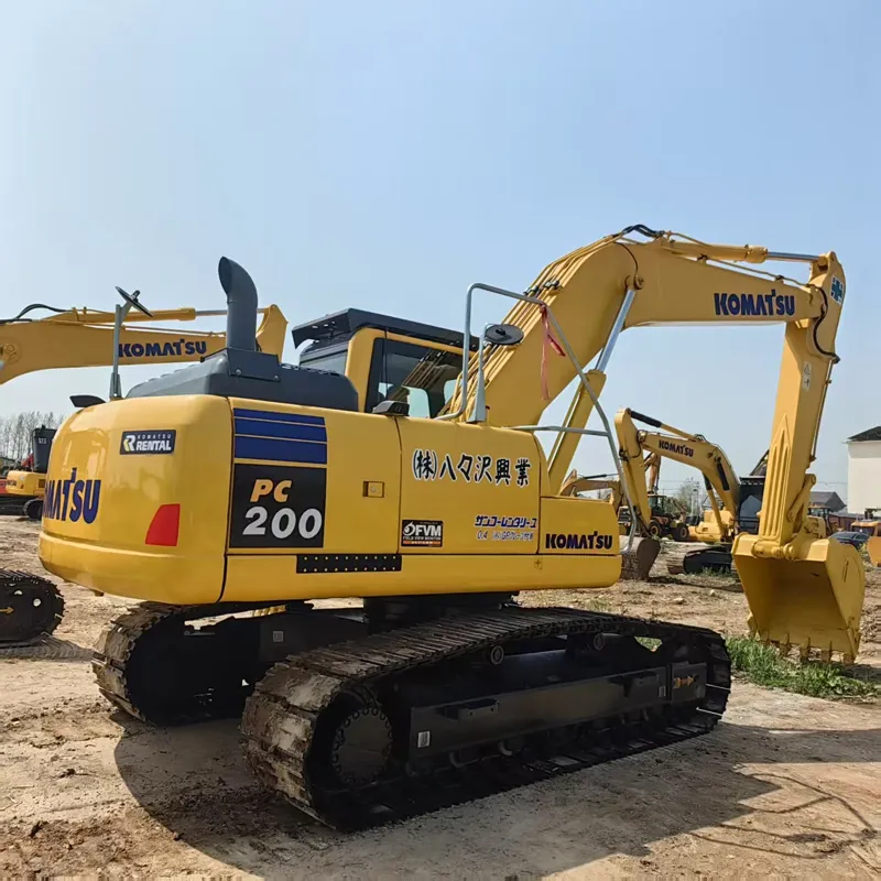 Used Komatsu 200-8 Excavator