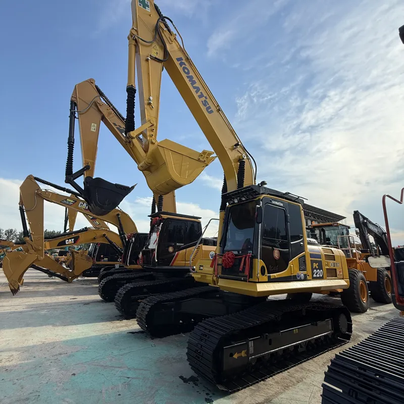 Used komatsu 220-8 excavator