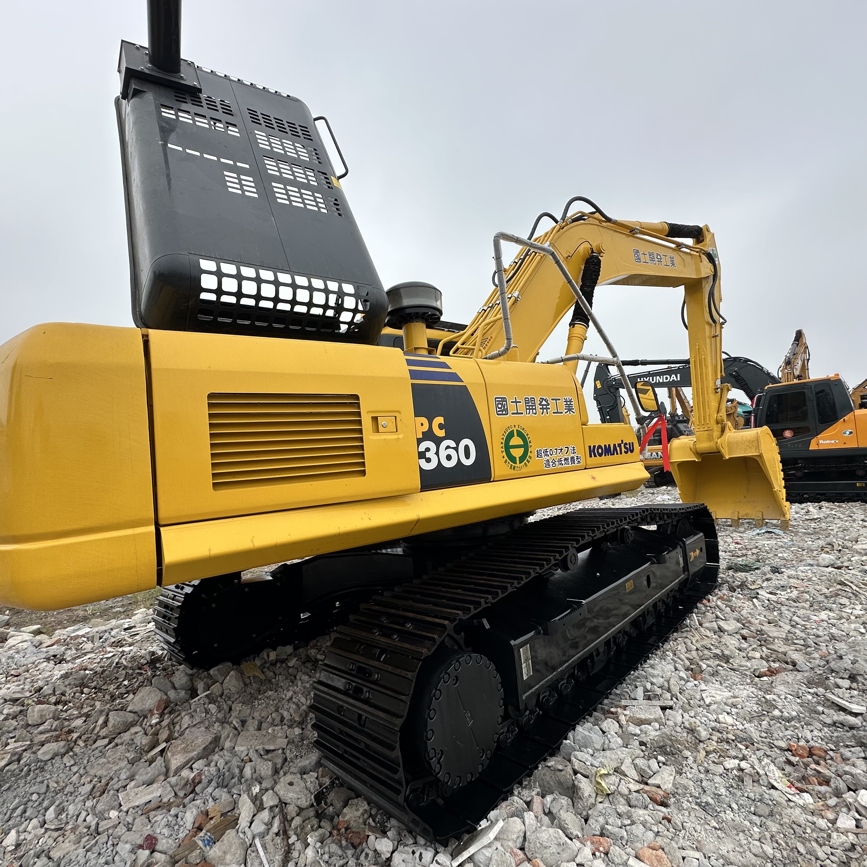 Used Komatsu 360-8  excavator