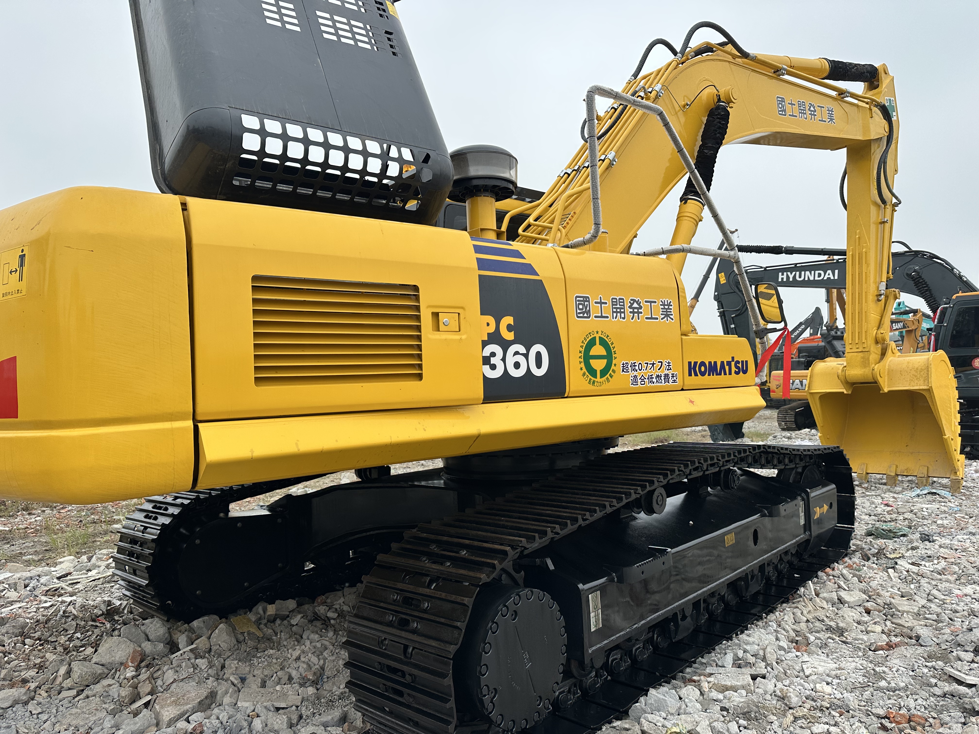 Used Komatsu 360-8 excavator