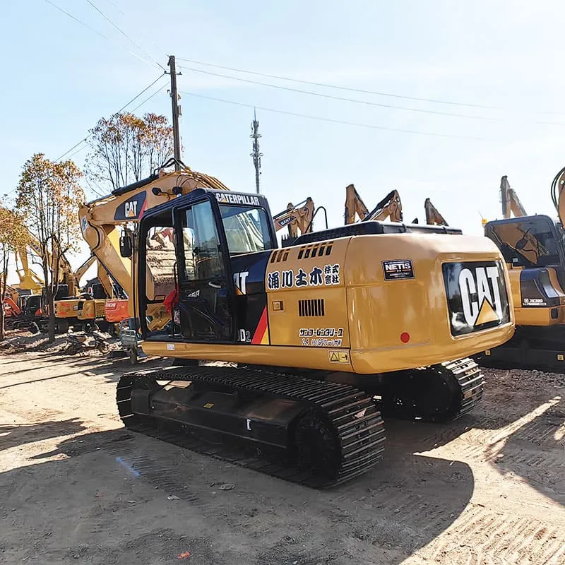 Used caterpillar 320D2 Excavator