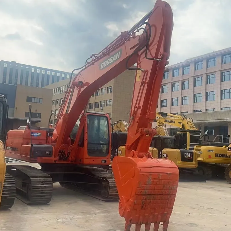 Used doosan DX225LC excavator