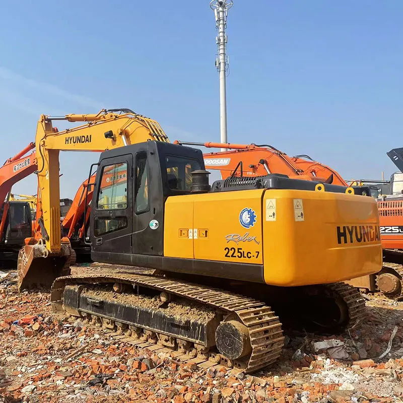 Used hyundai 225LC-7 excavator