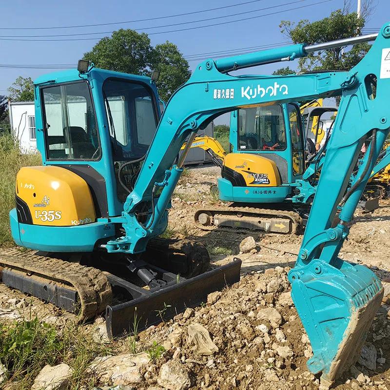 Used kubota U-35 excavator